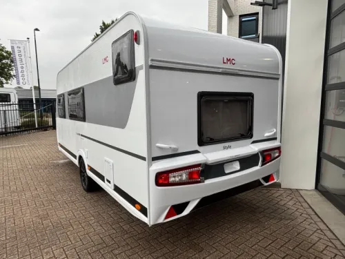 LMC Style 490 K model 2027, bunk bed photo: 5