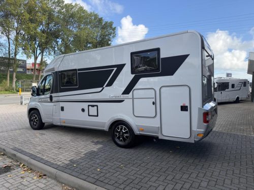 Adria Compact SL Supreme 9T-Automaat 180PK Enkele Bedden Leer Luifel foto: 5