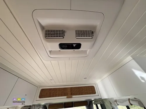 Ford E350 photo: 21