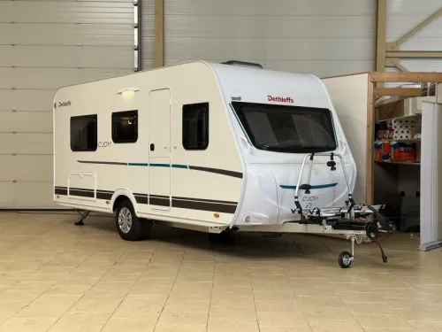 Dethleffs C'Joy 460 LE awning | ex-rental photo: 1