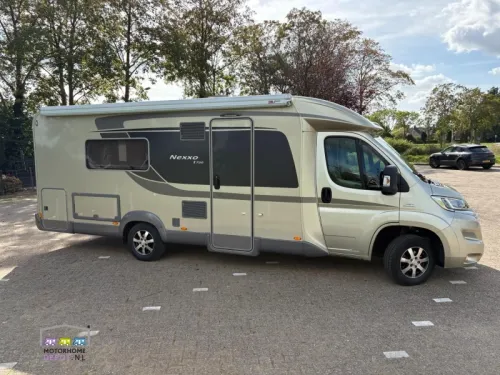 B&uuml;rstner Nexxo T 720 GOLD niedrige L&auml;ngsbetten Foto: 1