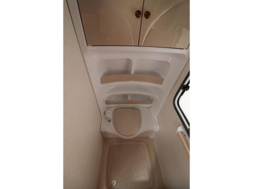 Hobby Excellent 410 SFE Mover/ Luifel/ Voortent foto: 13