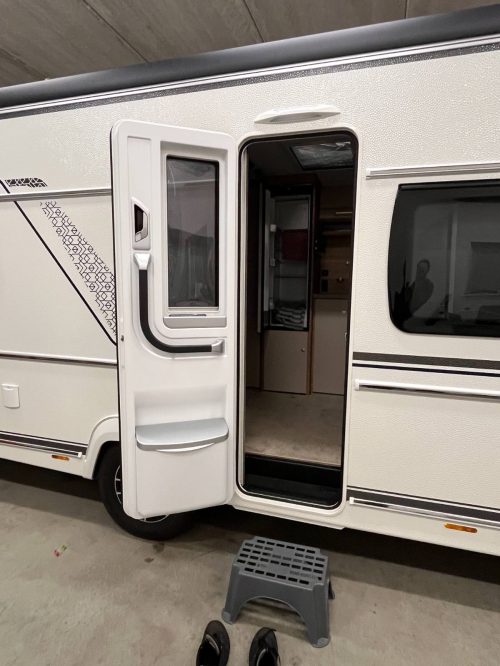 FENDT CARAVAN BIANCO 495 foto: 1