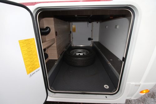 Adria Coral Axess S690 SC photo: 2