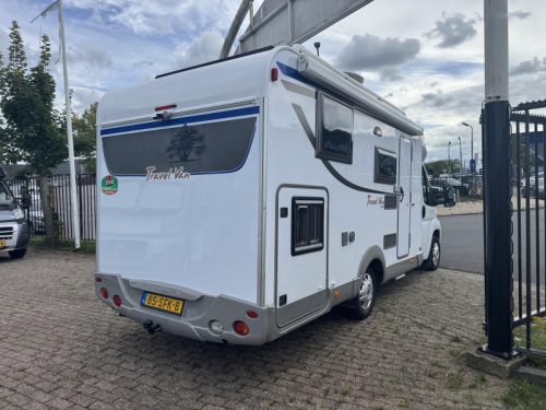 B&uuml;rstner Travel Van T 620 Single beds Air conditioning photo: 3