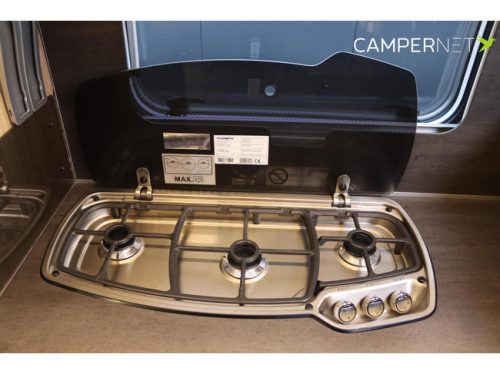Knaus Sky Ti 700 MEG 140pk 2.3 Multijet | Levelsysteem | Dakairco | Lengtebedden | Luifel | Zonnepaneel | Gescheiden douche | Bearlock foto: 17