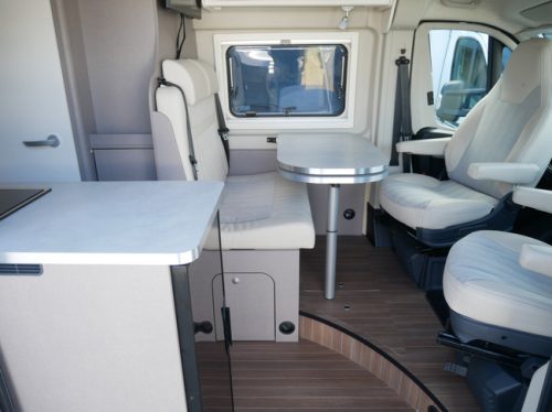 Etrusco (Laika) 600 DB Complete Selection, 6 Meter Van conversion Automatic photo: 7