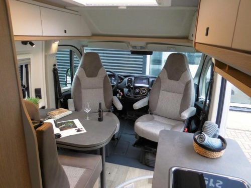 Hobby Ontour Van 600 FT 11880,= ADVANTAGE ALL INCL photo: 7
