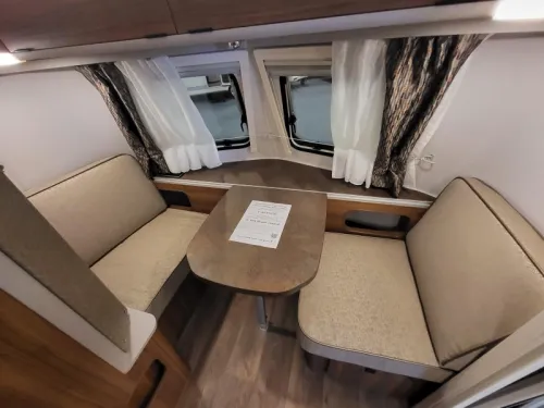 Eriba Touring 542 mit kostenloser Rangierhilfe Foto: 13