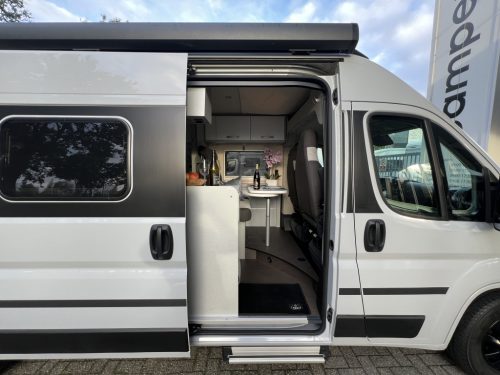 Hymer Free 600 TRANSVERSE BED+POP-TOP ROOF 9T AUTOMATIC CARPLAY TOW HITCH photo: 5