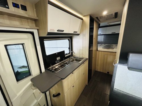 Sun Living , Adria A 75DP 6 Schlafpl&auml;tze, gepflegter Zustand 2023 Foto: 12