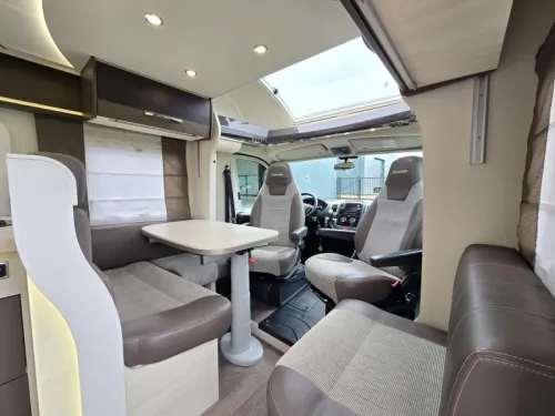 Chausson Welcome 728 EB Pop-top roof French bed Automatic photo: 9