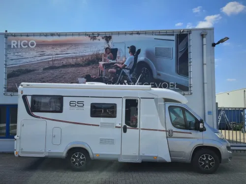 LMC Breezer V 643 G L&auml;ngsbetten/Sch&uuml;ssel Foto: 1