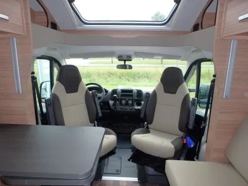 Weinsberg CaraSuite 700 ME  Foto: 29