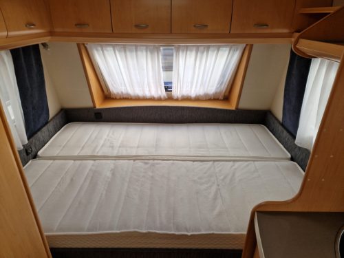 Hobby De Luxe 400 SF Rangierhilfe/Vorzelt/Fahrradtr. Foto: 2