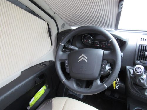 Carado V337 Pro Black Semi-integrated Single Beds  bj2024 photo: 8