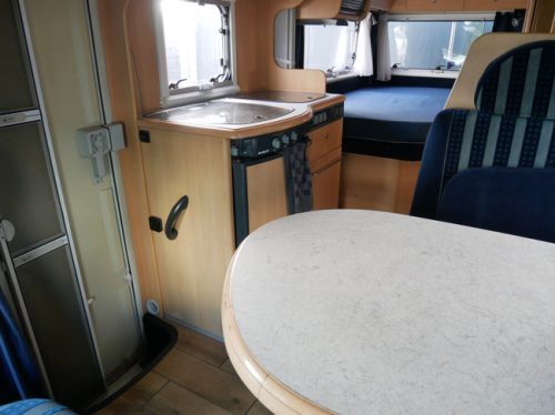 Dethleffs H 5940 Esprit, French bed, Garage photo: 11