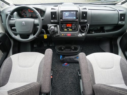 Knaus Van TI 650 MEG Platinum, Lits jumeaux, Climatisation de toit photo: 3