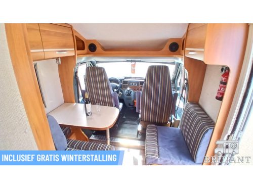 Hymer HV 562 .. 2008 single beds photo: 6