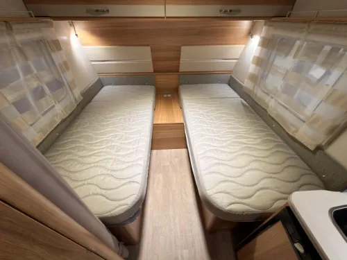 Caravelair Antares Style 450 Awning+mover+awning  photo: 13