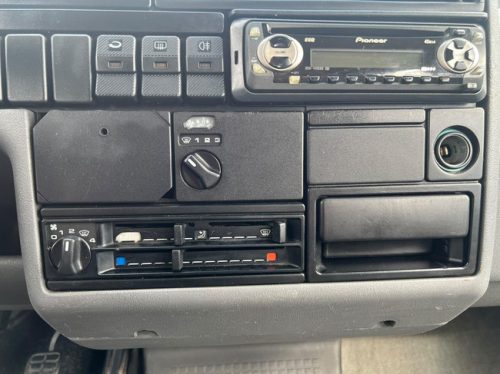 Volkswagen Transporter Wohnmobil | Schlafdach | Kassettenmarkise | Anh&auml;ngerkupplung Foto: 20