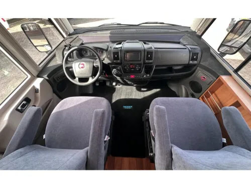 Hymer Exsis-I 678 nur 29000 km Foto: 13