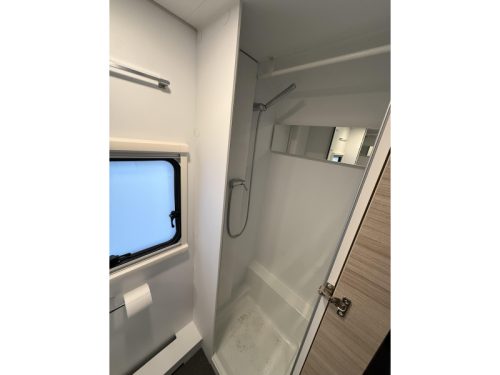Adria Altea 552 PK FULLY LOADED WITH OPTIONS photo: 6