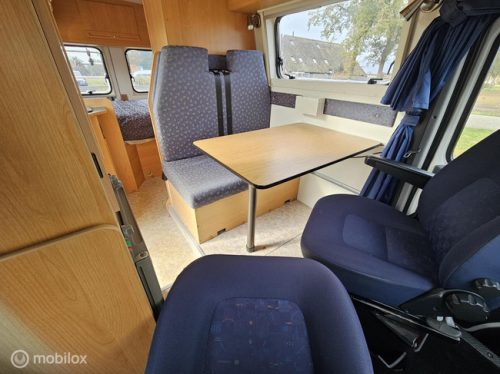 Camper van P&ouml;ssl 2 Win Camper van 2.8JTD ☆Asientos giratorios-Cama fija-128cv☆ foto: 8