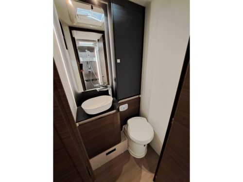 Adria Sonic Supreme 700 DL Foto: 17