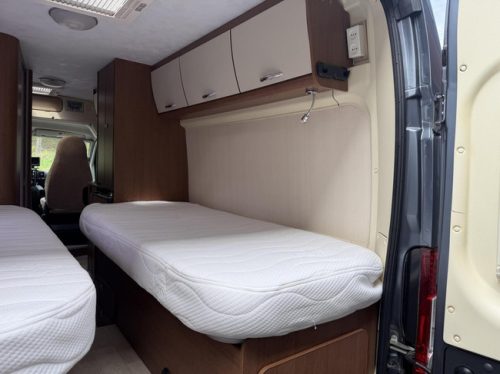 Chausson TWIST 06 Camas individuales Toldo Panel solar Enganche de remolque foto: 19