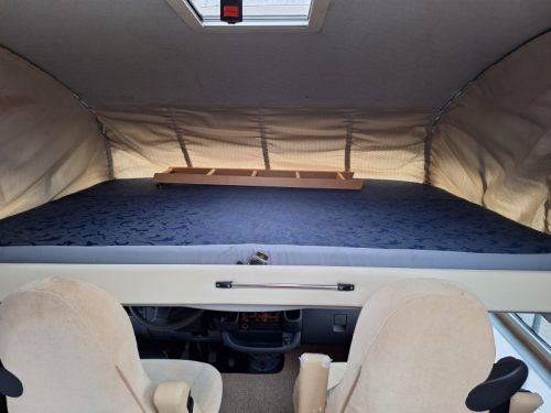 B&uuml;rstner Elegance 690 I 205CM BED-LPG+SOLAR PANEL photo: 10