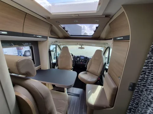 Adria Compact PLUS SL Automaat - 35.113 km Foto: 12