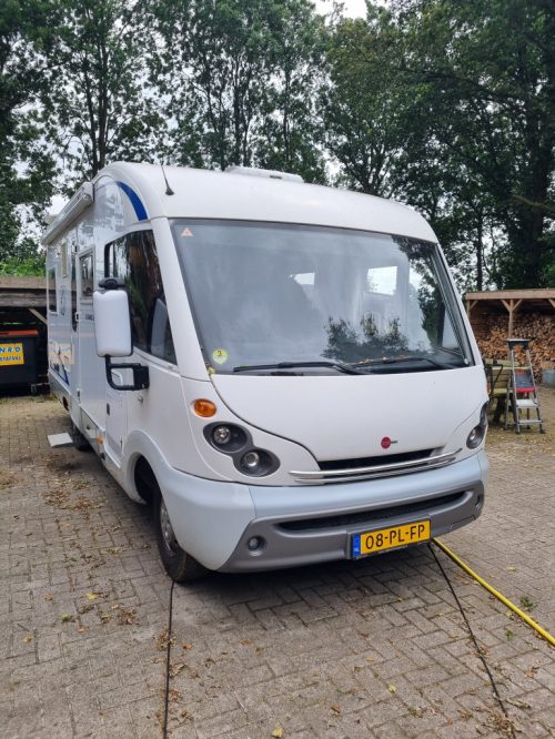 BUERSTNER Elegance 685 photo: 0