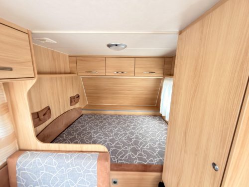 Sunlight Njoy 42 D +mover+awning+Bike rack photo: 11