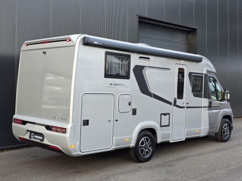 Adria Compact Supreme DL photo: 3