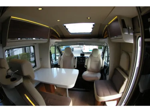 Adria Matrix M 670 SL Einzelbetten, Hubbett.  Foto: 5