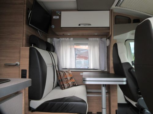 Weinsberg CaraCompact 600 MEG Pepper Edition photo: 3