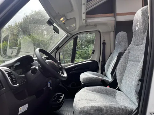 Dethleffs Just Camp T 7052 DBM - Low mileage photo: 7