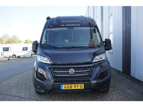 Adria Twin Supreme 640 SGX AUTOMATIC/160HP/AIR CONDITIONING photo: 2