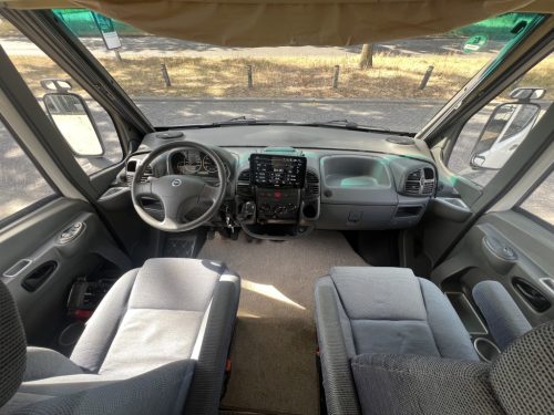 Laika Ecovip 715 SINGLE BEDS+POP-TOP ROOF MOTOR AIR CONDITIONING TOW HITCH photo: 13