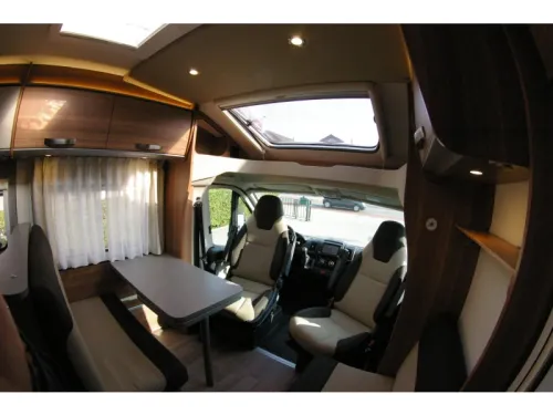 Weinsberg CaraSuite 700 ME Einzelbetten, XXL Garage Foto: 6