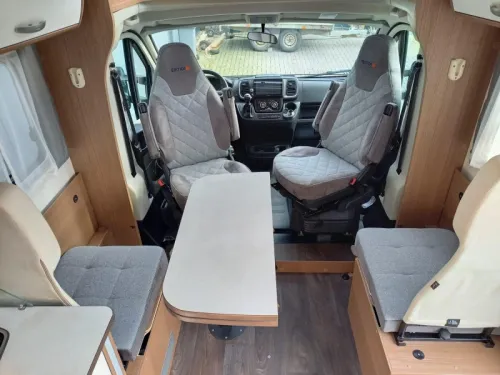 Carado T 459 - 160hp - &acirc;&not; 3,000 discount photo: 2