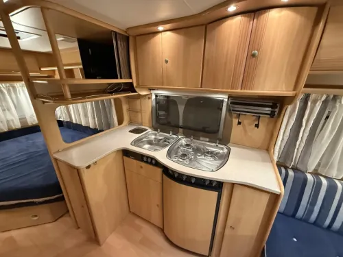 Dethleffs Camper 510 DB Franz&ouml;sisches Bett Rundsitz Markise Foto: 11