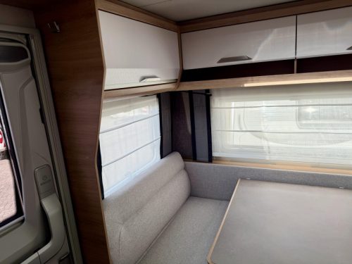 Knaus Sudwind Black Selection 460 EU Summer Air Conditioning Special Offer! photo: 15