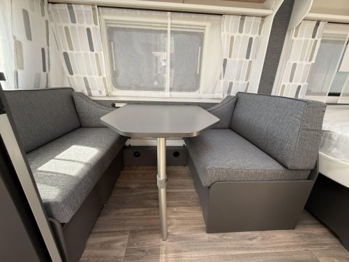 Fendt Apero Activ 390 FH photo: 6