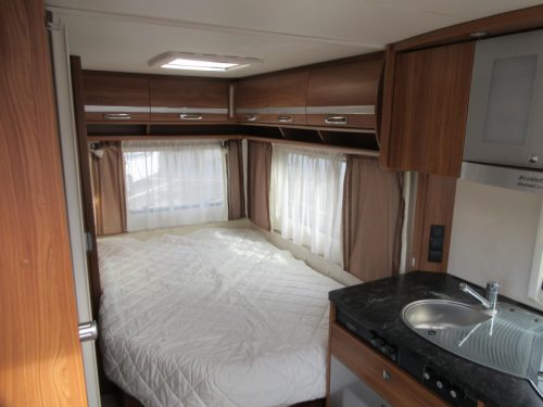 Dethleffs Nomad 450 DB WITH DOREMA PANORAMA AWNING photo: 3