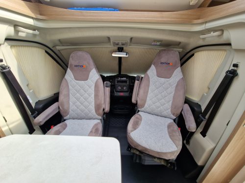 CAPRON T135 photo: 19