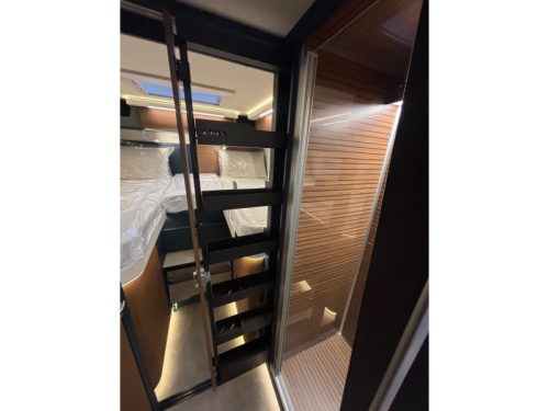 Laika Kreos 5009 L Top class  photo: 19