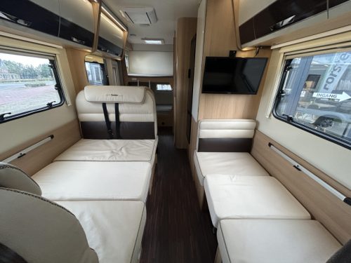 Forster A699 VB Overcab - Family Motorhome  photo: 13