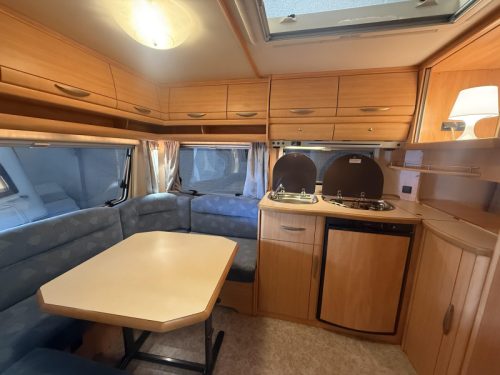 Fendt Saphir 470 TDB CAMA FRANCESA ASIENTO REDONDO AVANC&Eacute; foto: 5